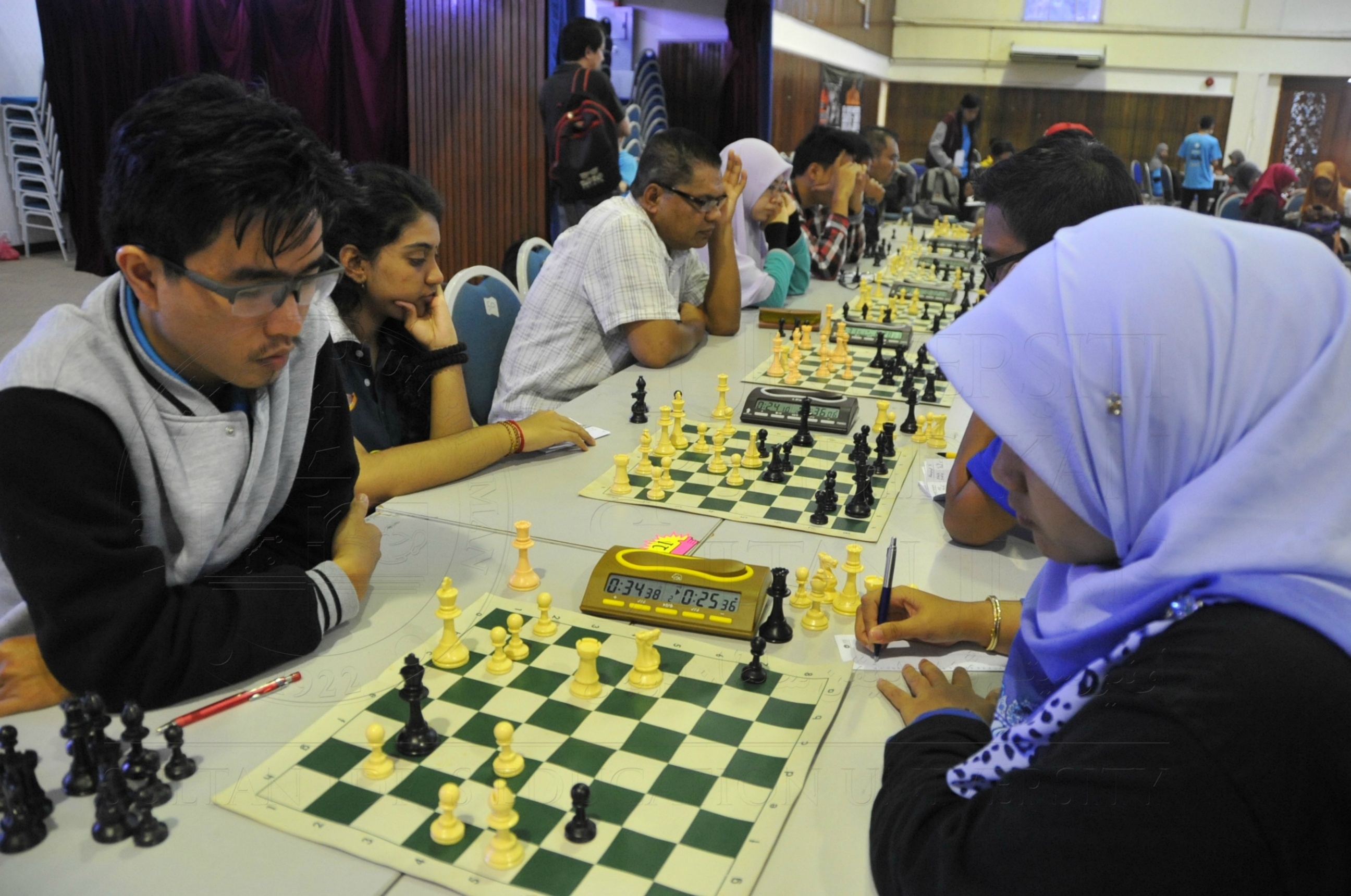 PRO15 158 CATUR HAS 9153